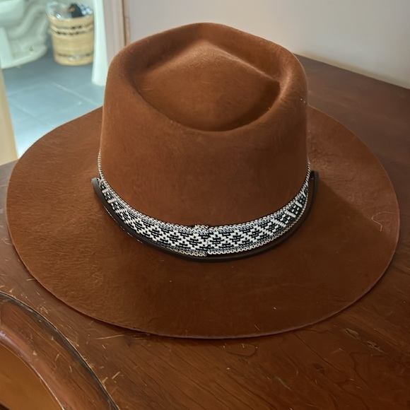 Western Chestnut wide brim hat - Picture 2 of 4